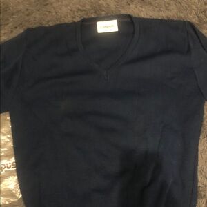 Classic V-Neck Men's Sweater in Deep Blue vintage new
